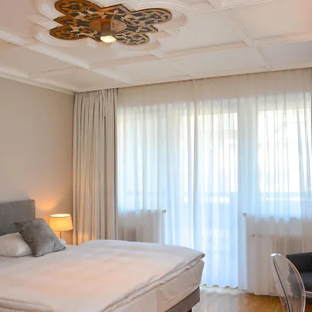Q! Maria Theresia Отель 4*