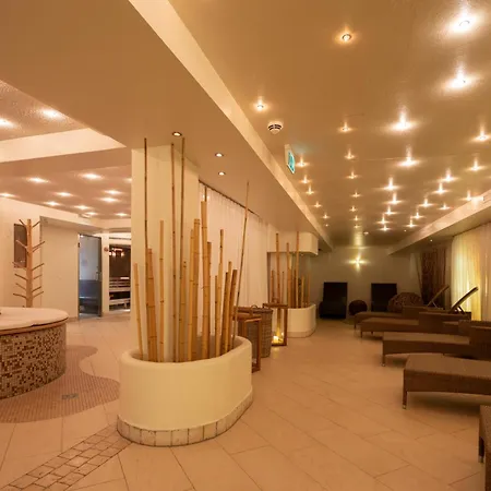 كيو! ماريا تيريزيا كيتزبوهيل