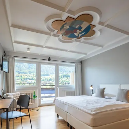 Q! Maria Theresia Hotel