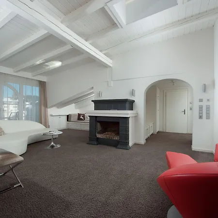 Hotel Q! Maria Theresia 4*