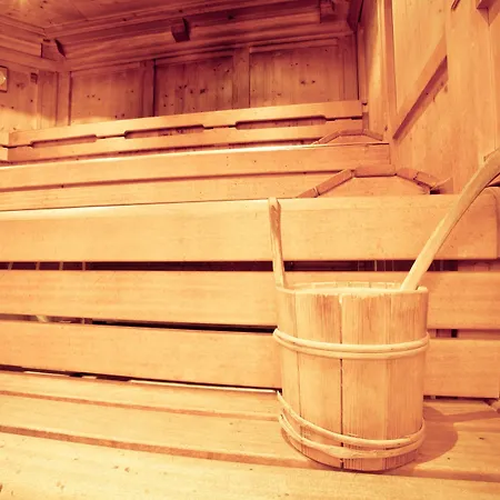 Q! Maria Theresia 호텔