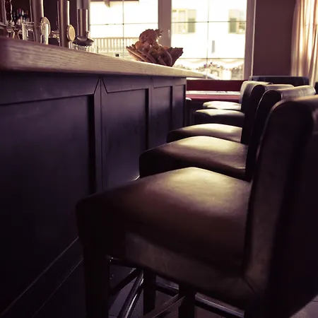 كيو! ماريا تيريزيا