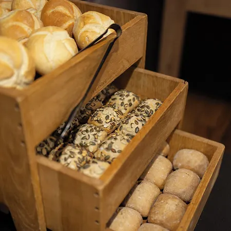 Q! Maria Theresia 4* 키츠부헬