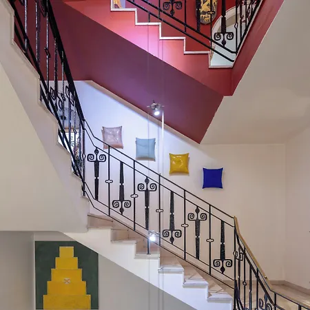 كيو! ماريا تيريزيا