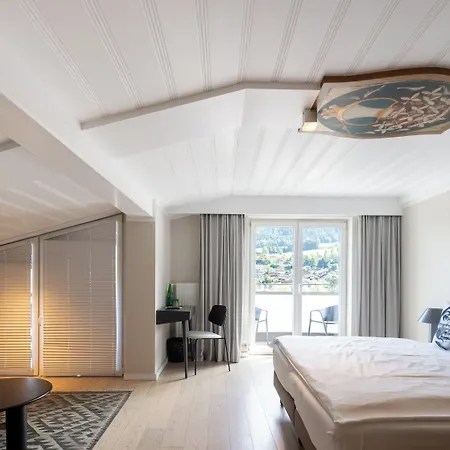 Hotel Q! Maria Theresia 4*