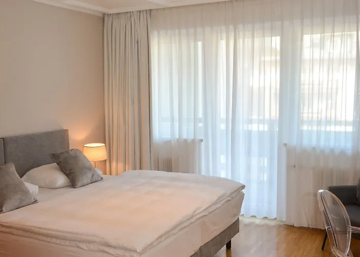 Q! Maria Theresia Кицбюэль