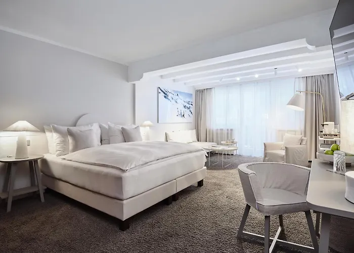 فندق كيو! ماريا تيريزيا 4*
