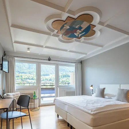 Hotel Q! Maria Theresia